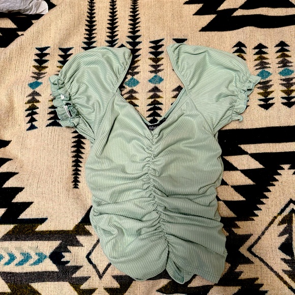 Ruched short sleeve shirt - Picture 1 of 1